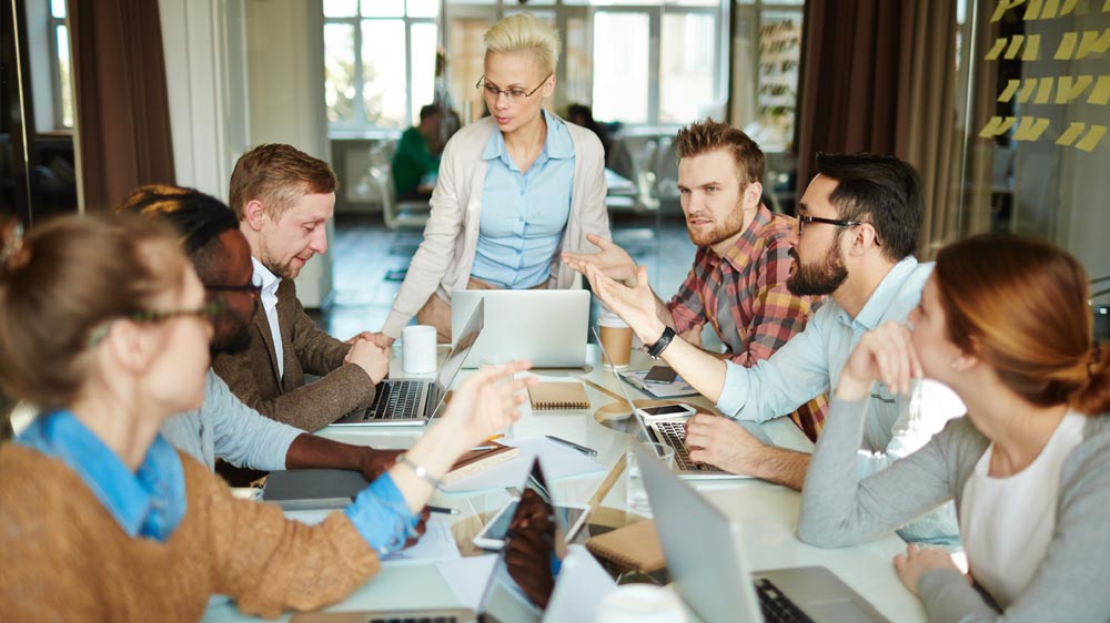 resume must have education and certifications